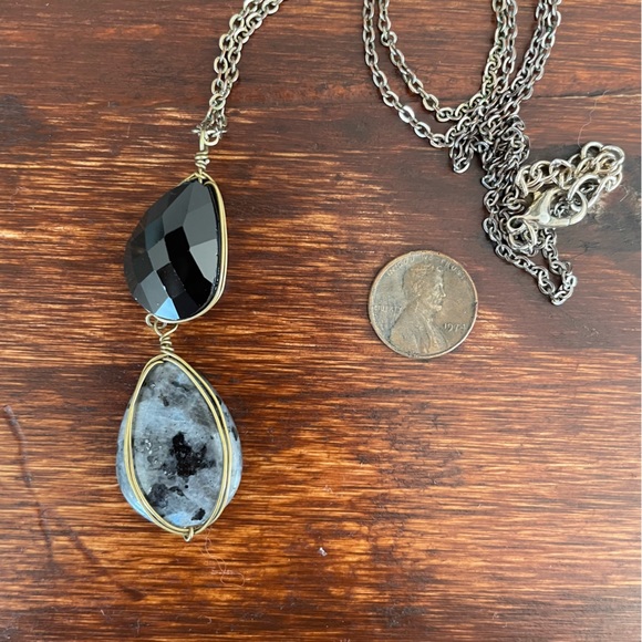 Onyx Granite Stone Design | Long Chain | Women’s Necklace - Picture 4 of 5